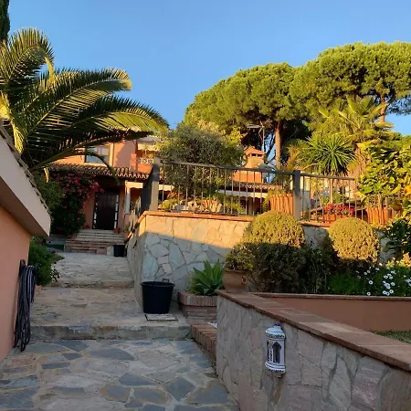 Exclusive Andalusian El Pino In Cabopino Marbella